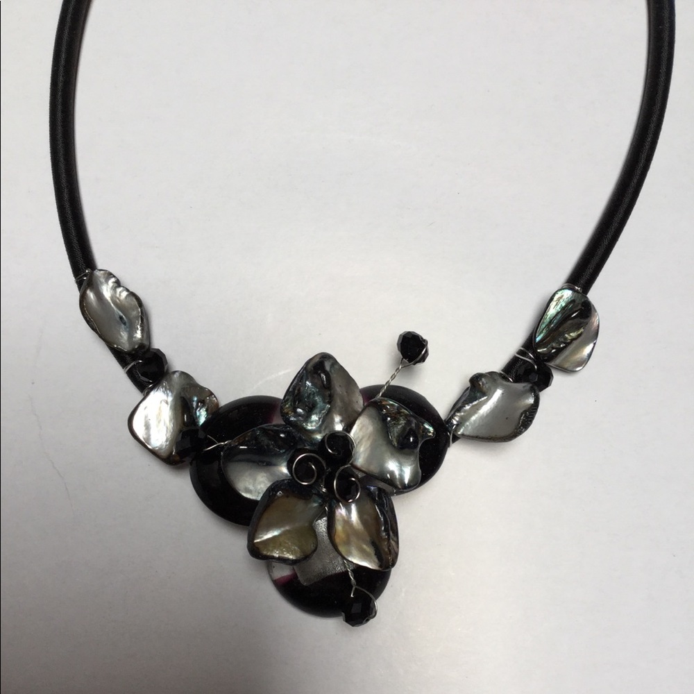 FINAL DAYS- Stunning bracelet & necklace set